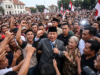 Cara Prabowo Memutus di Tengah Krisis Kepercayaan