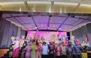HUT ke-65: Bersama IKWI Kita Lestarikan Adat dan Budaya Daerah Indonesia