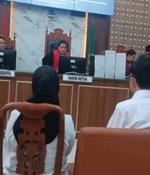 Diduga Rugikan Belasan Ribu Lender, 3 Petinggi PT DSI Jalani Sidang Perdana di PN Depok