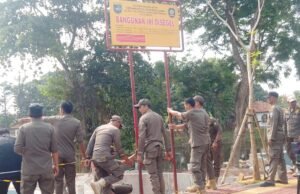 Tidak Pandang Bulu, Satpol PP Depok Tegas Segel Bangunan di Kawasan Shila at Sawangan