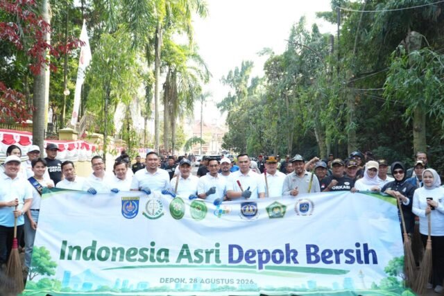 Kajari-Depok-KerjaBakti